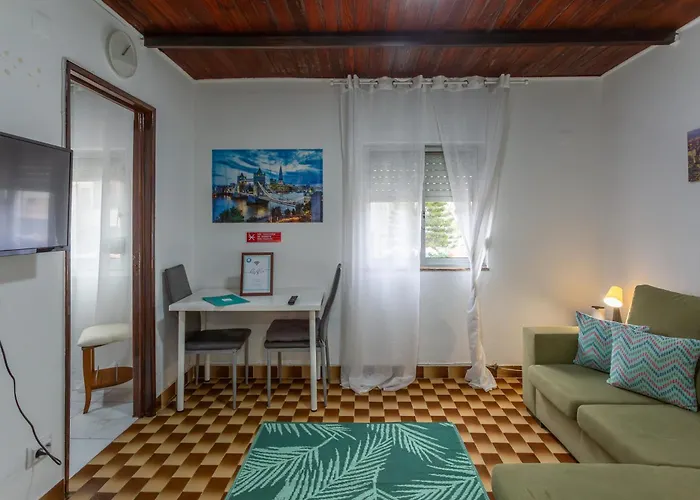 Beguest Caparica Sunny Apartment